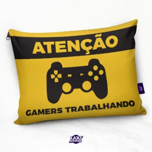 Almofada Gamers Trabalhando
