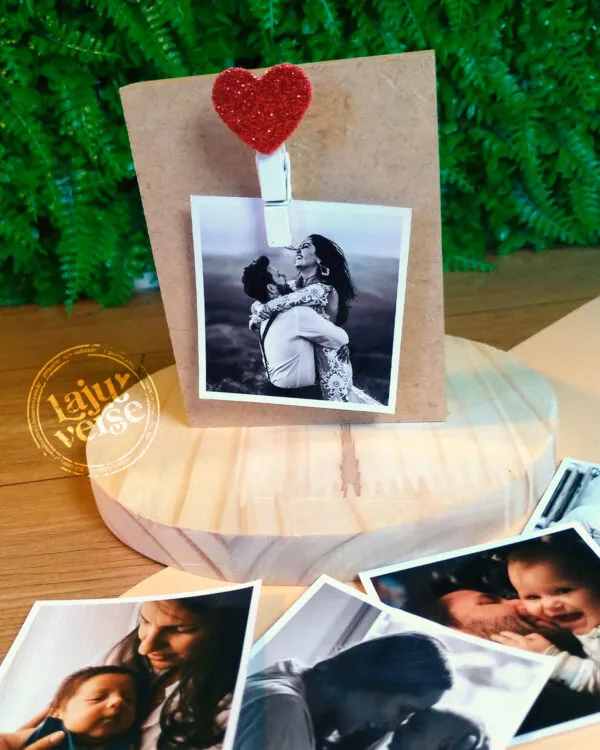 polaroid de mesa com mini-pregador lajuverse