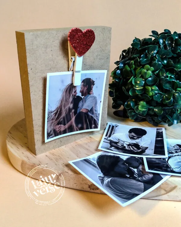 polaroid de mesa com mini-pregador lajuverse